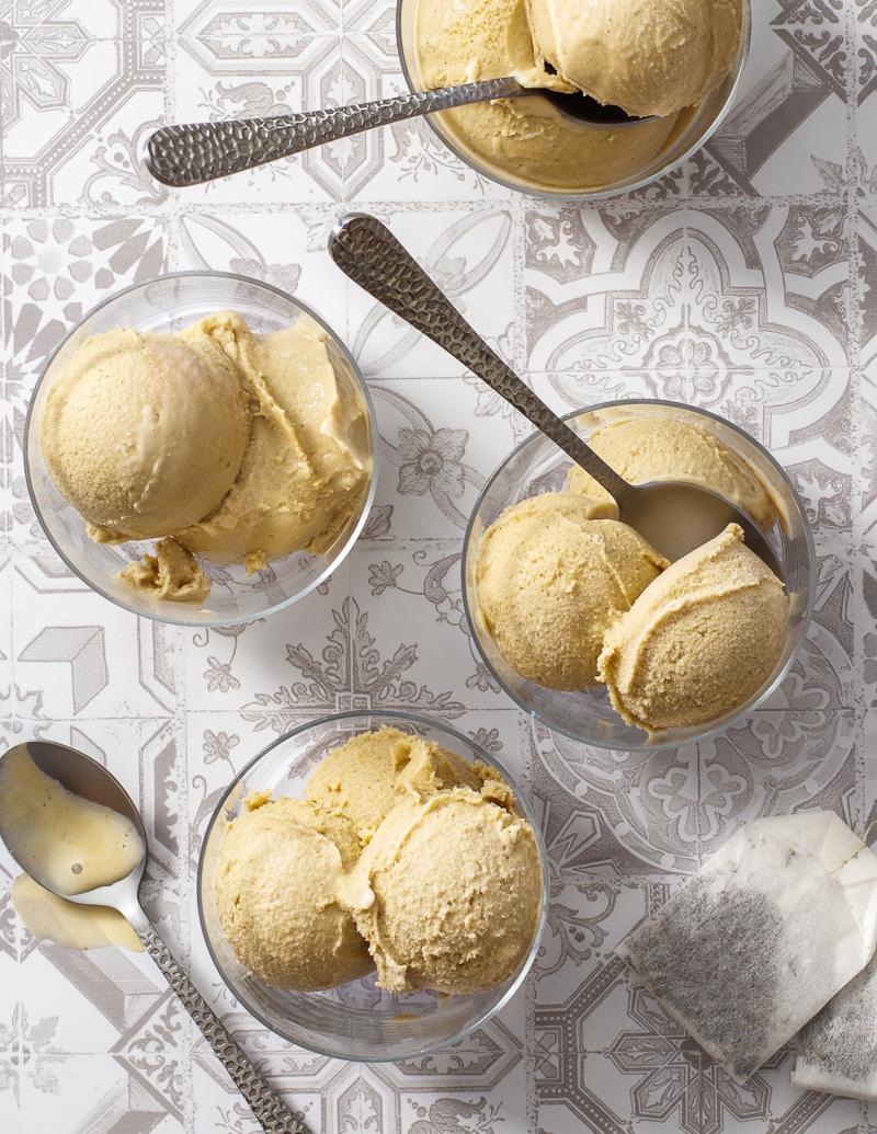 Basic Ice Cream / JillHough.com How to make homemade ice cream, including a basic recipe and variations for vanilla, mint, Earl Grey, basil, cinnamon, lavender, and more. #icecream #homemadeicecream #icecreamrecipe #chaitea #chaiteaicecream #chaiicecream