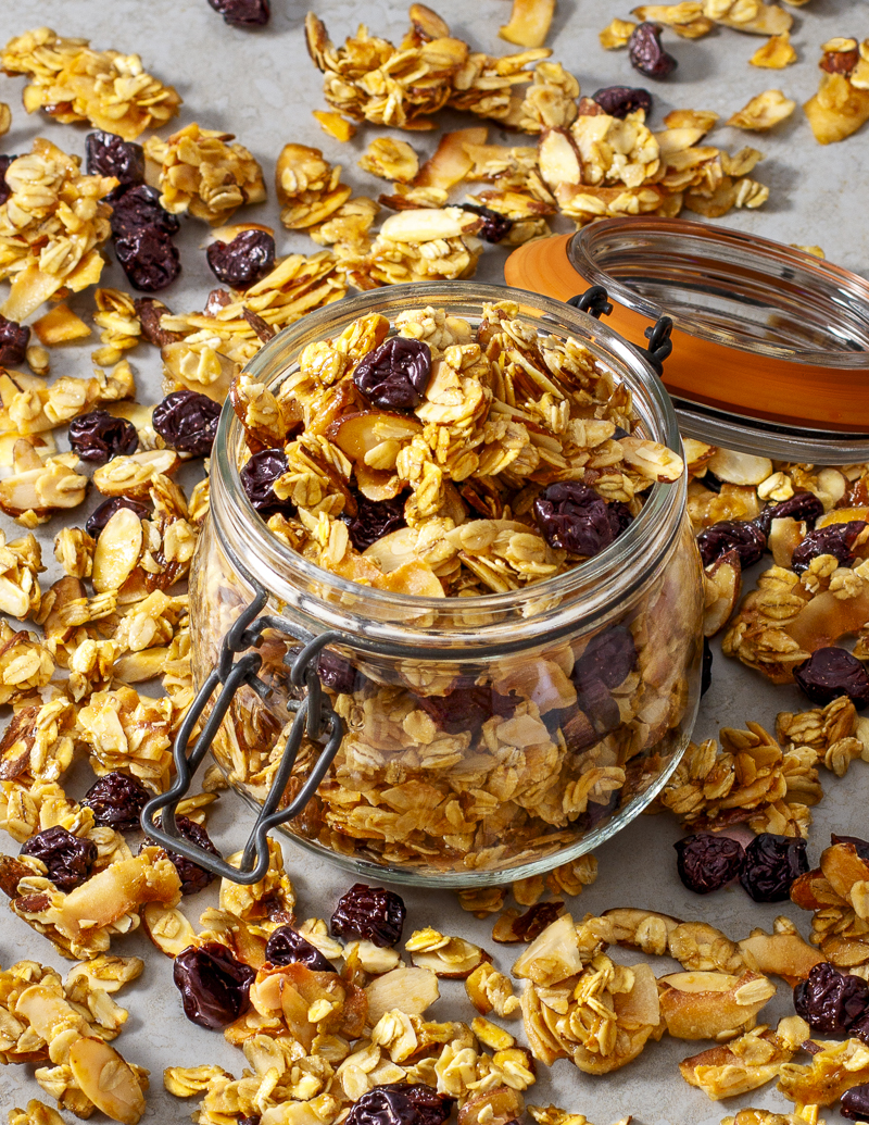 Cherry Almond Granola / JillHough.com My recipe for Cherry Almond Granola. You can experiment with different combinations of fruits and nuts, but this one is definitely delicious. #granola #homemadegranola #cherry #cherries #almond #almonds #almondgranola