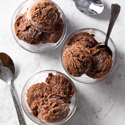 Mexican Chocolate Granita / JillHough.com With chocolate, cinnamon, and a touch of cayenne, this Mexican Chocolate Granita is a less icy than your typical granita yet still refreshing.