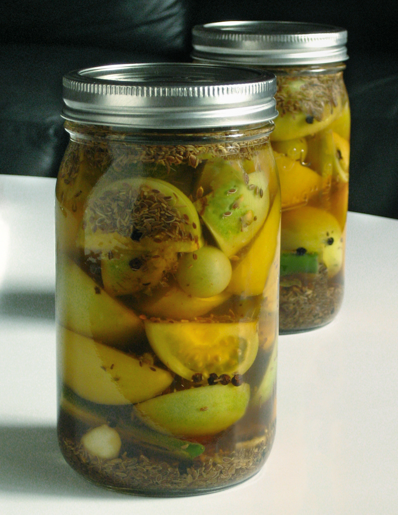 Pickled Green Tomatoes / JillHough.com