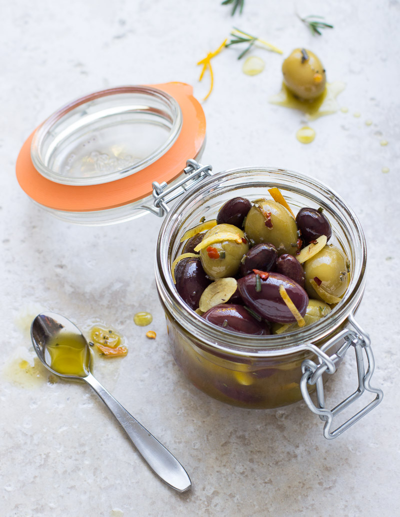 Marinated Olives with Citrus and Garlic / JillHough.com An easy appetizer to ride out the holidays